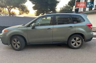 Внедорожник / Кроссовер Subaru Forester 2015 в 