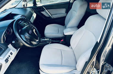 Внедорожник / Кроссовер Subaru Forester 2013 в 
