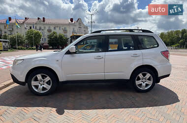 Внедорожник / Кроссовер Subaru Forester 2010 в 