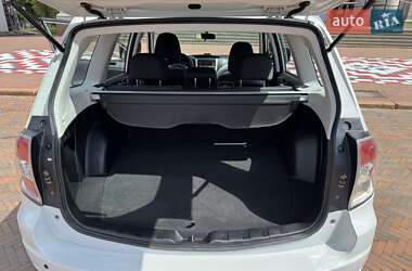 Внедорожник / Кроссовер Subaru Forester 2010 в 