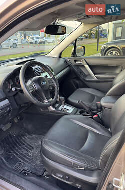 Внедорожник / Кроссовер Subaru Forester 2015 в 