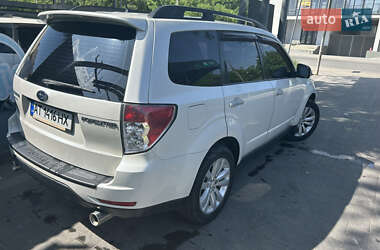 Внедорожник / Кроссовер Subaru Forester 2011 в 