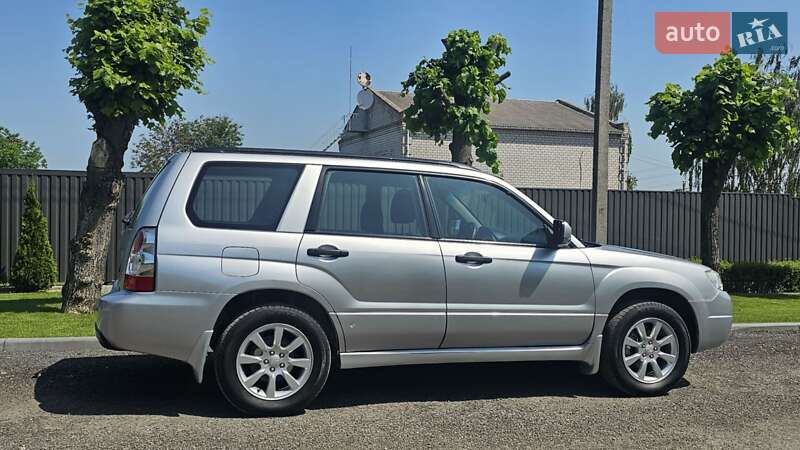 Внедорожник / Кроссовер Subaru Forester 2006 в Каменском
