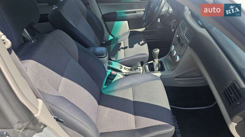 Внедорожник / Кроссовер Subaru Forester 2006 в Каменском