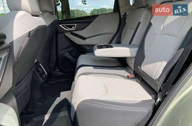 Позашляховик / Кросовер Subaru Forester 2018 в 