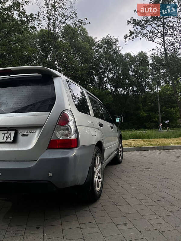 Внедорожник / Кроссовер Subaru Forester 2006 в Львове