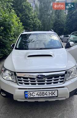 Внедорожник / Кроссовер Subaru Forester 2011 в Львове