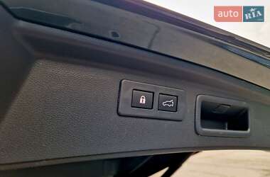 Внедорожник / Кроссовер Subaru Forester 2022 в 