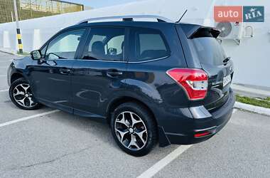 Внедорожник / Кроссовер Subaru Forester 2014 в 