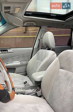 Внедорожник / Кроссовер Subaru Forester 2010 в 