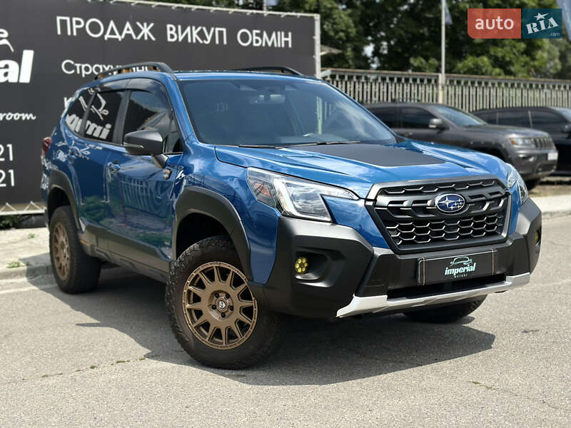 Внедорожник / Кроссовер Subaru Forester 2022 в Харькове