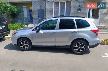 Внедорожник / Кроссовер Subaru Forester 2014 в 