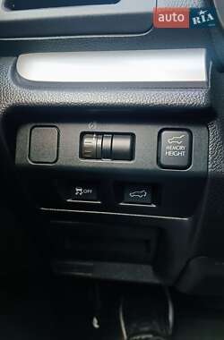 Внедорожник / Кроссовер Subaru Forester 2014 в 