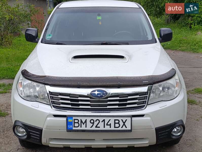 Внедорожник / Кроссовер Subaru Forester 2010 в Конотопе
