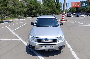 Внедорожник / Кроссовер Subaru Forester 2008 в 