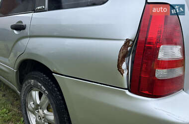 Внедорожник / Кроссовер Subaru Forester 2003 в 