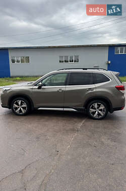 Внедорожник / Кроссовер Subaru Forester 2018 в 