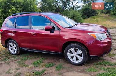 Внедорожник / Кроссовер Subaru Forester 2015 в Подгородном