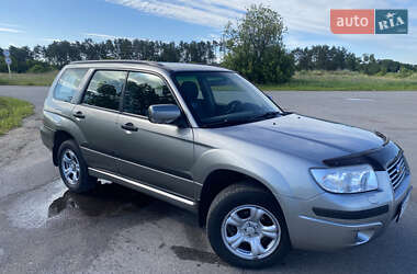 Внедорожник / Кроссовер Subaru Forester 2006 в 