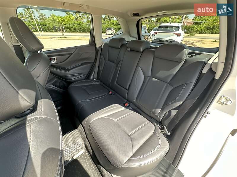 Позашляховик / Кросовер Subaru Forester 2019 в Львові