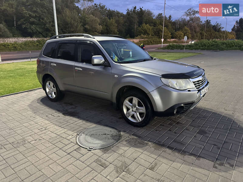 Внедорожник / Кроссовер Subaru Forester 2008 в Киеве