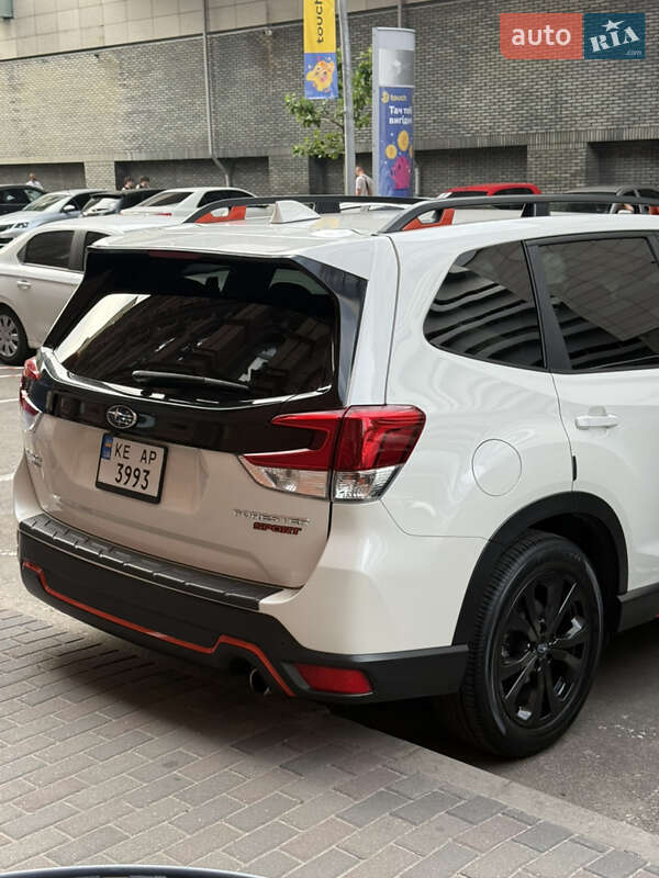 Внедорожник / Кроссовер Subaru Forester 2018 в Киеве