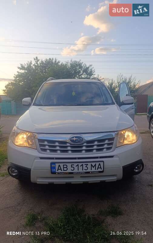 Внедорожник / Кроссовер Subaru Forester 2012 в 