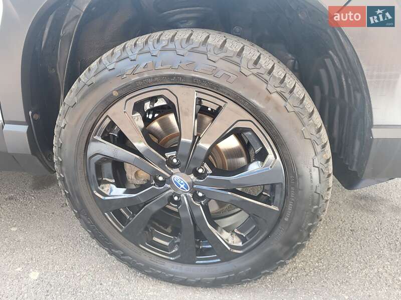 Внедорожник / Кроссовер Subaru Forester 2022 в Харькове
