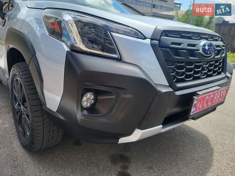 Внедорожник / Кроссовер Subaru Forester 2022 в Харькове