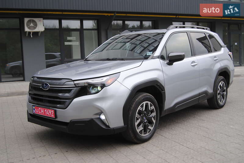 Позашляховик / Кросовер Subaru Forester 2024 в 