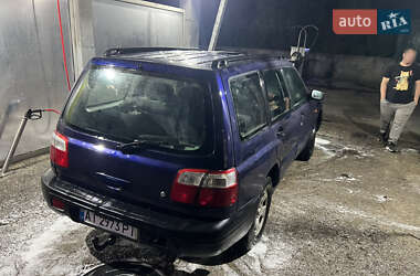 Внедорожник / Кроссовер Subaru Forester 2002 в 