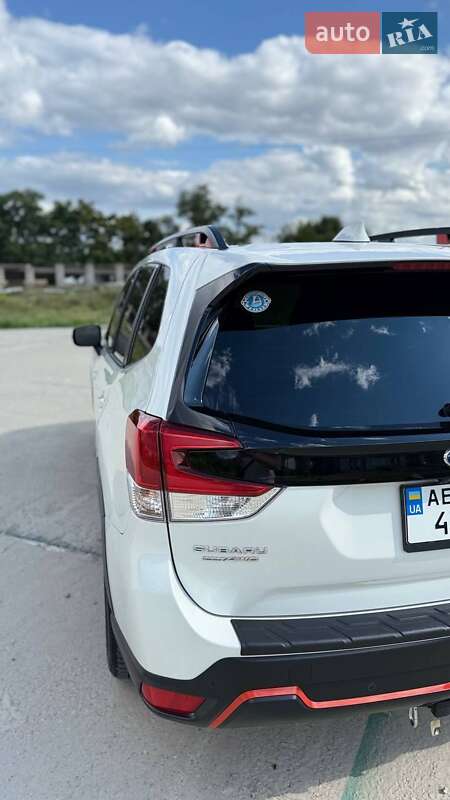Внедорожник / Кроссовер Subaru Forester 2019 в Днепре