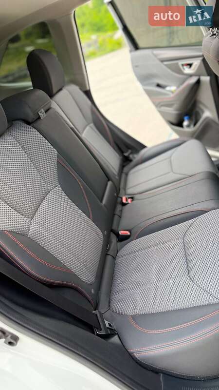 Внедорожник / Кроссовер Subaru Forester 2019 в Днепре
