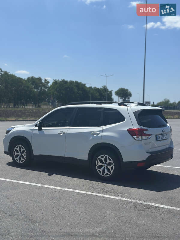 Внедорожник / Кроссовер Subaru Forester 2020 в Днепре