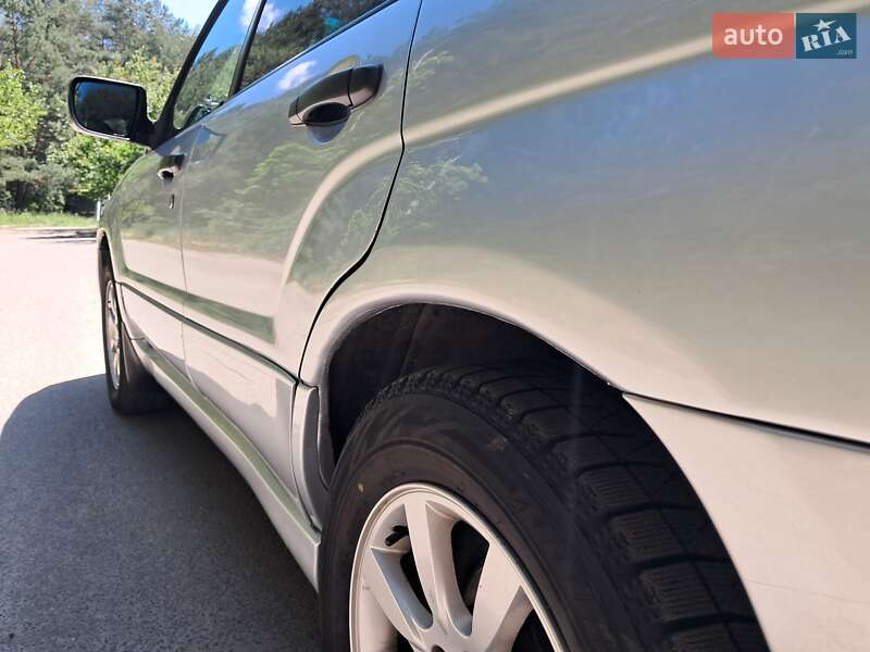 Внедорожник / Кроссовер Subaru Forester 2006 в Киеве