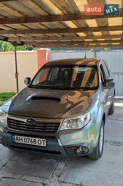 Позашляховик / Кросовер Subaru Forester 2010 в Києві