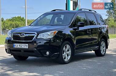 Позашляховик / Кросовер Subaru Forester 2015 в Києві
