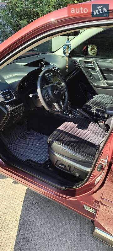 Внедорожник / Кроссовер Subaru Forester 2016 в Виннице