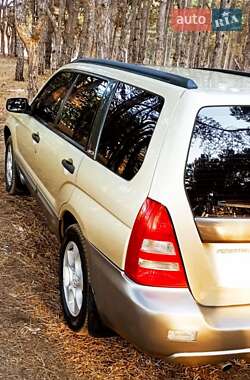 Внедорожник / Кроссовер Subaru Forester 2003 в 