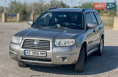 Внедорожник / Кроссовер Subaru Forester 2006 в 