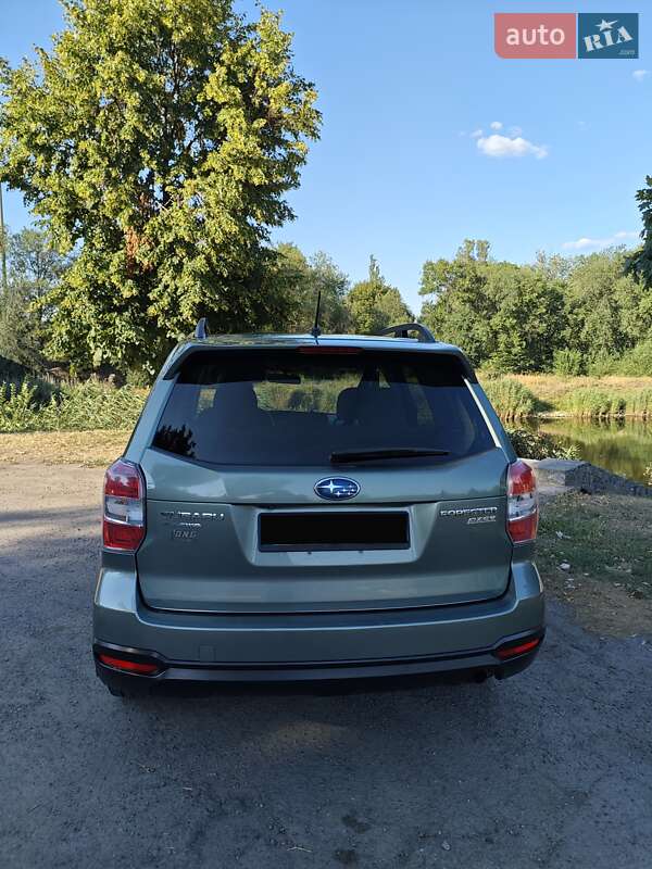 Внедорожник / Кроссовер Subaru Forester 2015 в Днепре