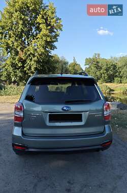 Внедорожник / Кроссовер Subaru Forester 2015 в 