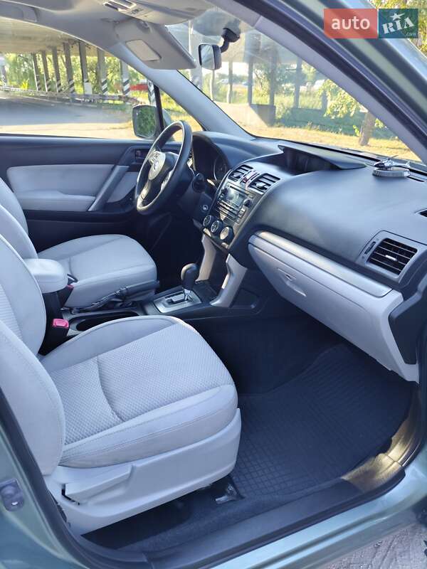 Внедорожник / Кроссовер Subaru Forester 2015 в Днепре