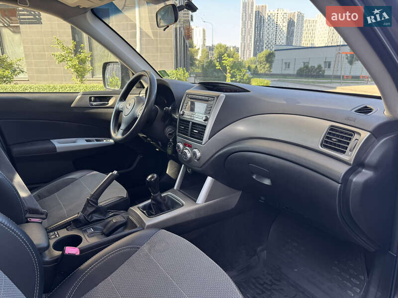 Внедорожник / Кроссовер Subaru Forester 2008 в Киеве
