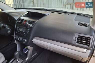 Внедорожник / Кроссовер Subaru Forester 2013 в Черкассах