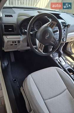 Внедорожник / Кроссовер Subaru Forester 2013 в Черкассах