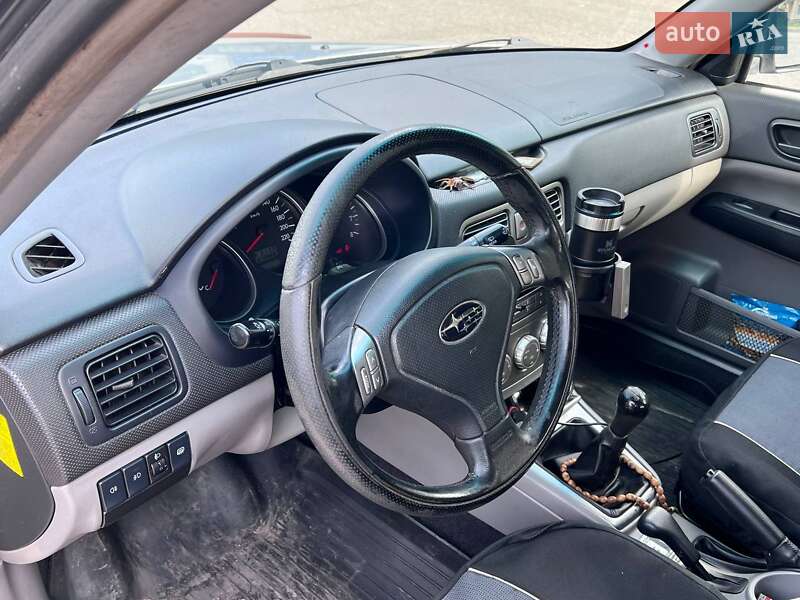 Внедорожник / Кроссовер Subaru Forester 2006 в Киеве