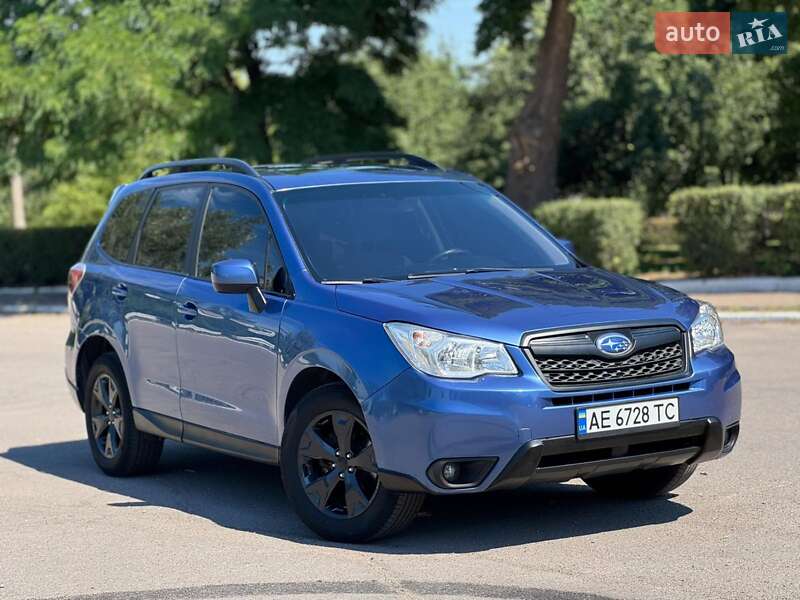 Внедорожник / Кроссовер Subaru Forester 2014 в Днепре