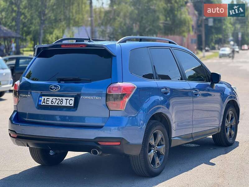 Внедорожник / Кроссовер Subaru Forester 2014 в Днепре