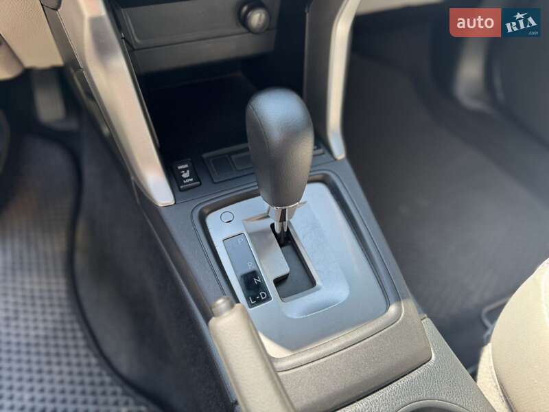 Внедорожник / Кроссовер Subaru Forester 2014 в Днепре